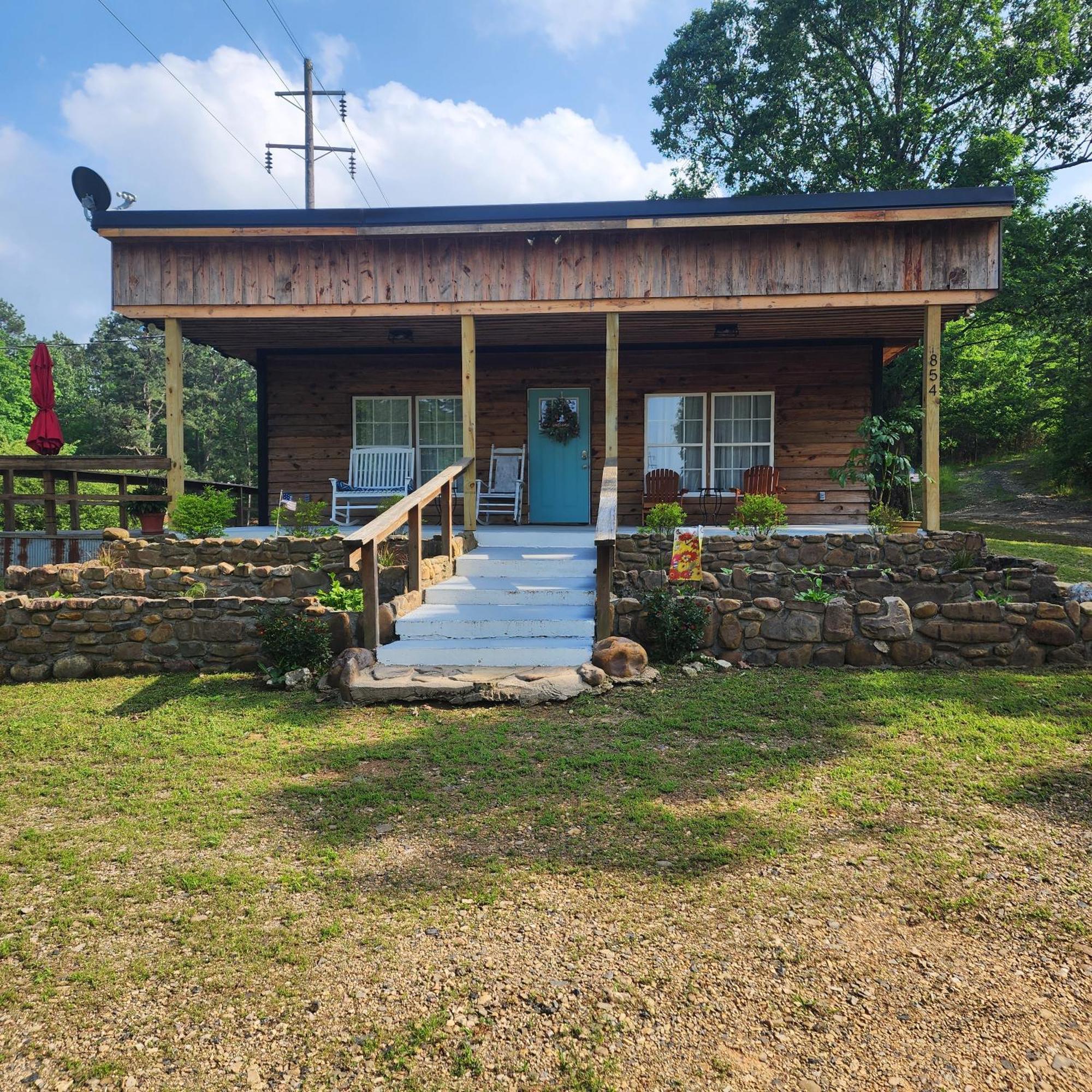 Unique Country Cabin Meets Farmhouse Modern!!! Mena Exterior photo